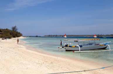 Dag 07: Gili Trawangan - Lombok Na het ontbijt vertrekken per speedboot naar Lombok. De naam Lombok betekent letterlijk Spaanse peper. De omvang van het eiland is iets kleiner dan Bali.