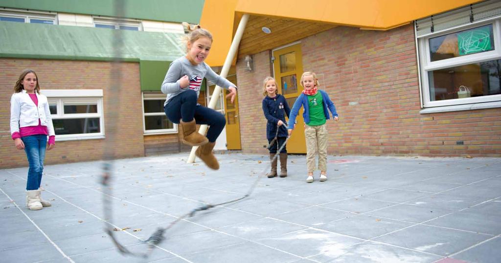 Onze lijn in Samenwerken Samen met de gemeente en maatschappelijke partners zoals zorg- en welzijnsorganisaties en collegawoningcorporaties, werkt Woningstichting Tubbergen aan een toekomstplan voor