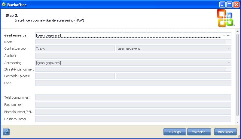 In Stap 3 kunt u kiezen voor een afwijkende adressering. Dit wil zeggen dat u de gegevens van een andere contactfiche wenst te gebruiken voor de opmaak van het document.