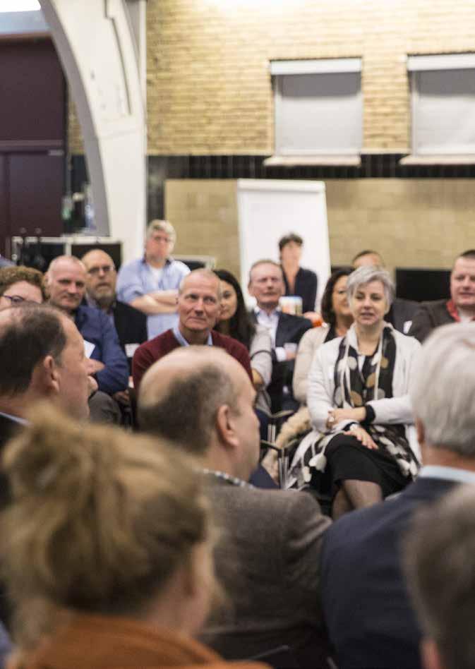 Rob Abbenhuis: SCHOOLLEIDERSDAGEN NIEUW VMBO Ik hoop dat de schoolleiders straks in enthousiaste onzekerheid naar buiten gaan in het besef van: jeetje, wat gaat er veel veranderen