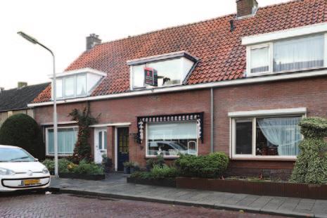 Alblasserdam Van der Leestraat 4 Vraagprijs e 189.000,-- k.k. Deze karakteristieke eengezinswoning is bijzonder sfeervol ingericht en de afwerking is ook helemaal van nu!