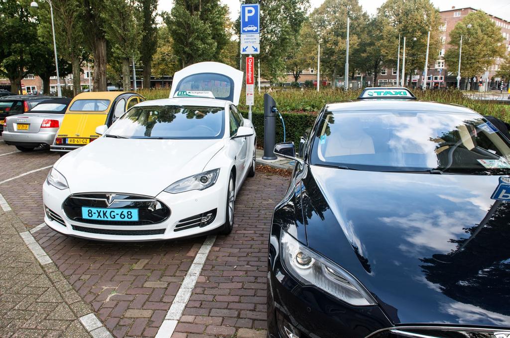 2. Problematiek Heffingssystematiek energiebelasting ongeschikt De bestuurder van een niet-elektrische auto kan bij ieder tankstation terecht om benzine of diesel te tanken.