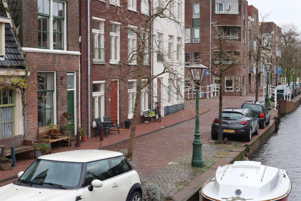 Omschrijving Studeren en wonen aan het water in hartje Leiden. Geen huur betalen maar zelf kopen. Waarom huur betalen voor je zoon of dochter als je ook een appartement kan kopen.