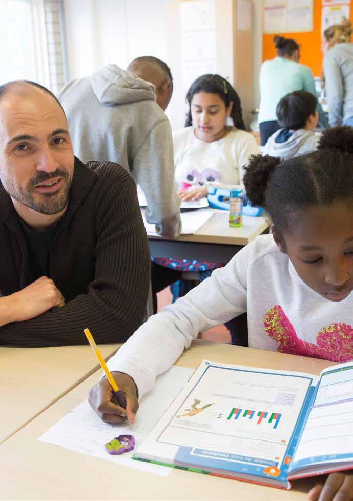 3. Primair onderwijs Samenvatting Het aantal leerlingen in het Rotterdamse basisonderwijs stijgt de laatste jaren licht Het aantal Rotterdamse leerlingen met zogenoemd leerling-gewicht daalt al jaren