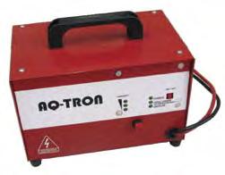 AQ-TRON BATTERIJLADERS CHARGEURS DE BATTERIES AQ-TRON Een praktische 12-uren lader om uw batterijen in TOPVORM te houden!