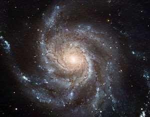 lichtzwakker vaak verwaarloosd [Andromeda M31 iets dichterbij (2,5 Mly) en 2x zo