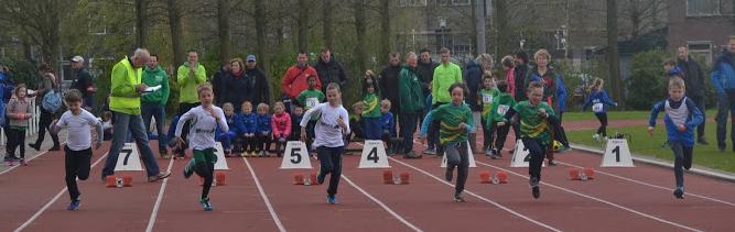 Ook zijn er een hoop medailles gehaald, op de meerkamp is bij de jongens pupillen mini David op de tweede