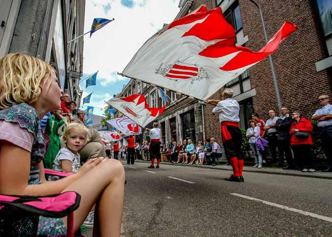 00 uur Dansvoorstelling Vestis Sint Janskerk Tentoonstellingen Zondag 27 mei Drievuldigheidszondag 09.00-18.00 uur Scholenproject Werken van Barmhartigheid Boekhandel Dominicanen 10.00-17.