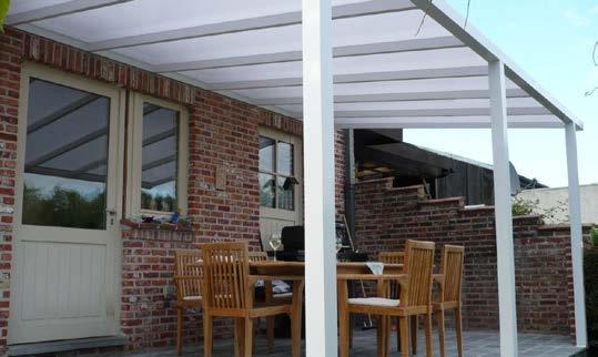 Comfortroof Frisse overkapping aan een unieke prijs! Duurzame, kwalitatieve materialen: aluminium en dubbelwandig polycarbonaat.