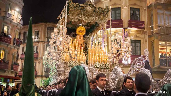 Zeker wanneer je het vergelijkt met de Lage Landen heeft het carnaval is Málaga iets galants.