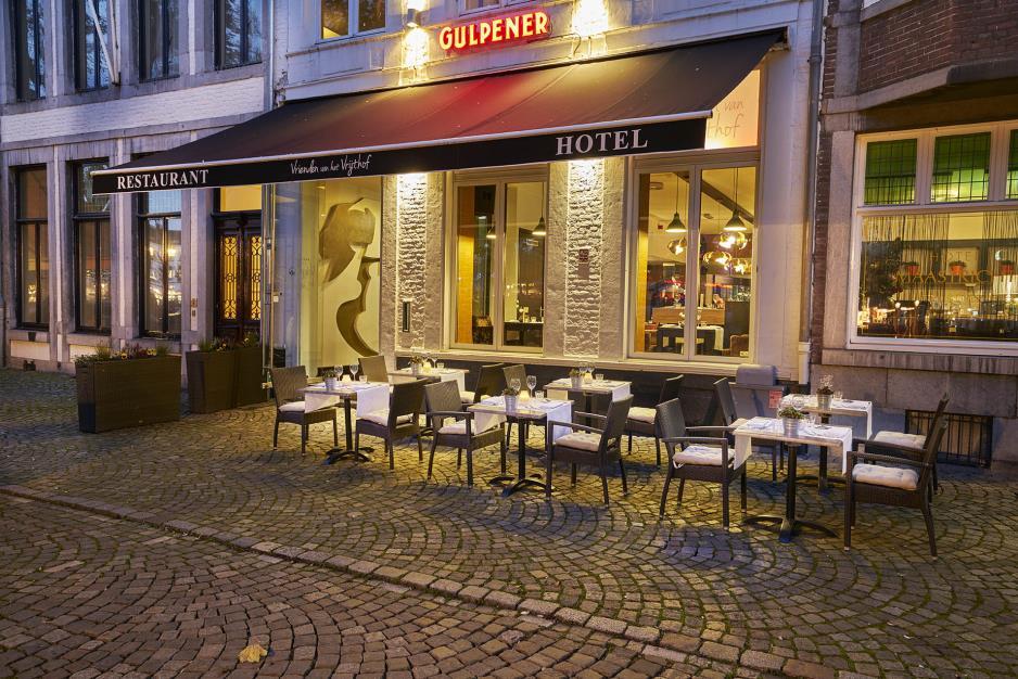 Gezelschappen bij Hotel Maastricht & Restaurant Vrienden van het Vrijthof Ongedwongen genieten in hartje Maastricht Welkom bij de Vrienden van het Vrijthof, een sfeervol en eigentijds restaurant in