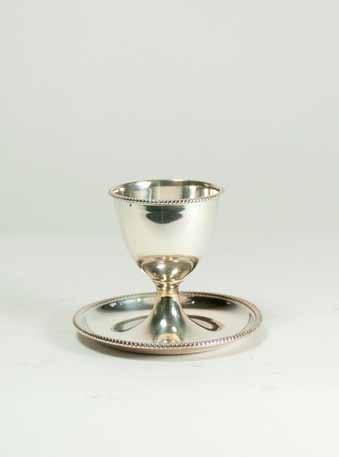 124 A silver egg cup Dutch