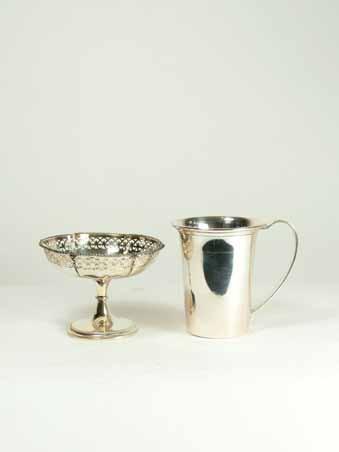 silver beker and a stand