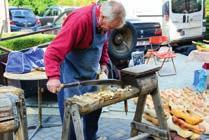 com PROVINCIALE FOKVEEDAG zondag 12 augustus Gemeentelijk feestterrein 9120 Beveren Aanvang keuring 10 uur GROTE KERMIS HAASDONK zaterdag 18 > maandag 22 augustus Pastoor Verwilghenplein 9120