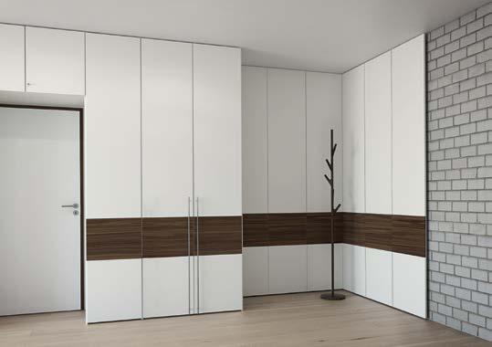 Nous recoupons en fonction de la version des façades les armoires en hauteur, en largeur et en profondeur.