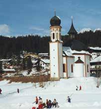 In het hart van dit dal tussen de Allgäuer en de Lechtaler Alpen bevindt zich het idyllische dorpje Holzgau, onze verblijfplaats en uitvalsbasis voor wandelingen en uitstappen naar Füssen