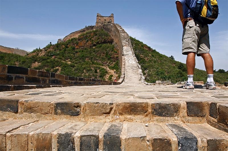 Dag 4: Beijing / Optioneel: Chinese Muur en Zomerpaleis Vrije dag. Een ander hoogtepunt is de Chinese Muur. Deze slingert zich ten noorden van Beijing door de bergen.