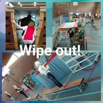 Tijdens de gymles hebben we Wipe-out gespeeld.