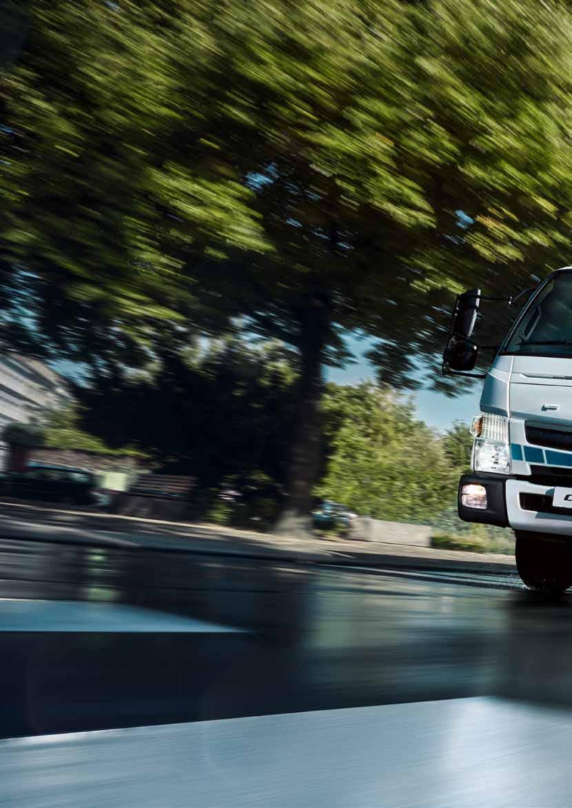 EFFICIENTIEKAMPIOEN. Zuinig en milieuvriendelijk de toekomst tegemoet. De Canter Eco Hybrid is een ware pionier omdat hij de eerste in serie geproduceerde hybride lichte vrachtwagen in Europa is.