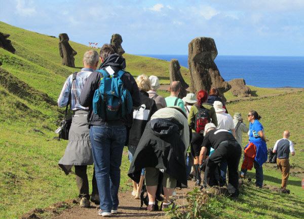 Alle moai's op het Paaseiland