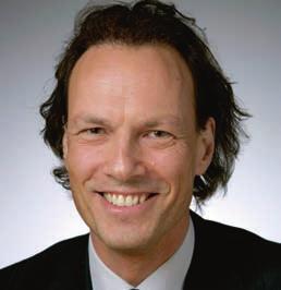 Curriculum Vitae Frans Sonneveldt, partneraandeelhouder bij Mazars Private Clients en hoogleraar Successiewet en estate planning aan de Universiteit Leiden.