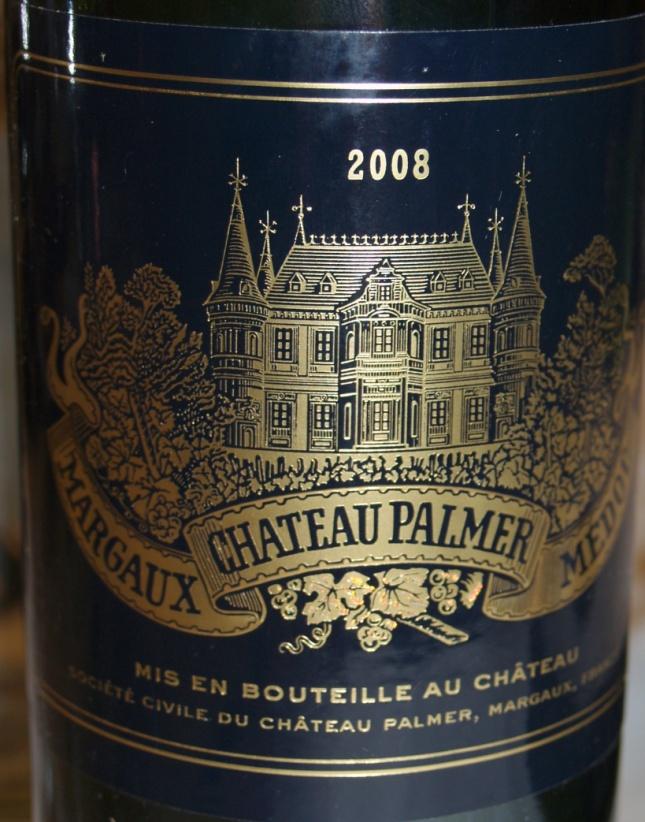 Château Palmer 2008 Donkerrode zeer intense kleur met zeer beperkte evolutie.hoge viscositeit met beperkt kleurende tranen. Complexe neus met immobiel donker fruit voornamelijk cassis.