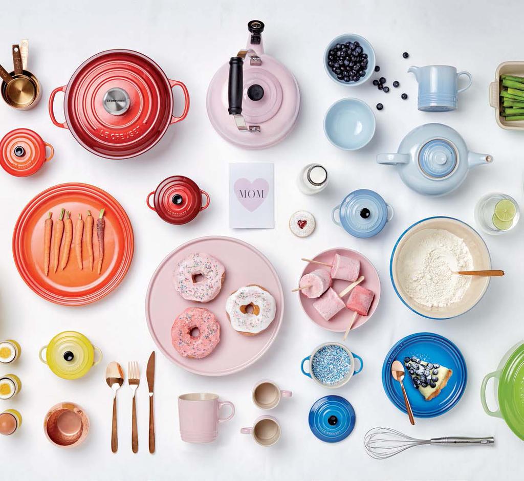 Kleur Moedersdag met liefde. Moedersdag, 8 Mei. Vul Moedersdag met kleur. Besoek jou naaste Le Creuset-boetiekwinkel en kikker Ma se dag op. Koop aanlyn by www.lecreuset.co.