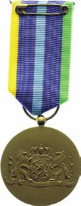 onderscheidingen: Vierdaagse Nijmegen 10e medaille met gesp 19 en Verzorgingsmedaille 52 8