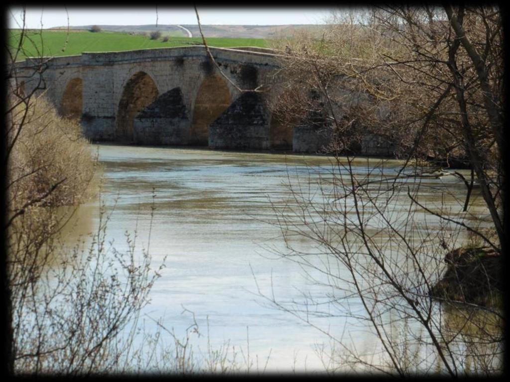 De puente de Itero is een van de langste bruggen