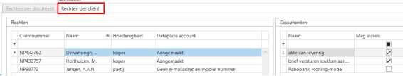 U selecteert eerst een cliënt in het linker venster, daarna kunt u in het rechter venster de/het betreffende document(en) selecteren.