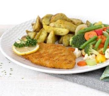 Schnitzel De Schnitzel is een krokant gepaneerde vleesvervanger met een heerlijke smaak die goed past bij een maaltijd met bijvoorbeeld aardappelen en groenten.