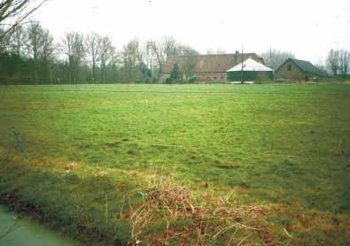 1 Inleiding In 1990 werden in de zogeheten Vierde Nota over Ruimtelijke Ordening Extra (afgekort VINEX) enkele steden aangewezen, die door middel van nieuwbouw het groeiende tekort aan woningen op