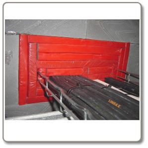 Fire Stop Block Een Fire Stop Block is als een permanente doorvoeringvulling in te zetten. De Fire Stop Block wordt geleverd op een lengte van 1000 mm, een breedte van 150 mm en een dikte van 30 mm.