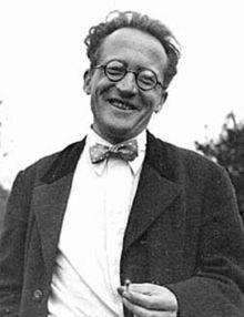 Schrödingervergelijking Impulsoperator Vectoroperator die een gradiënt neemt Operator voor kinetische energie Erwin Schrödinger 1933