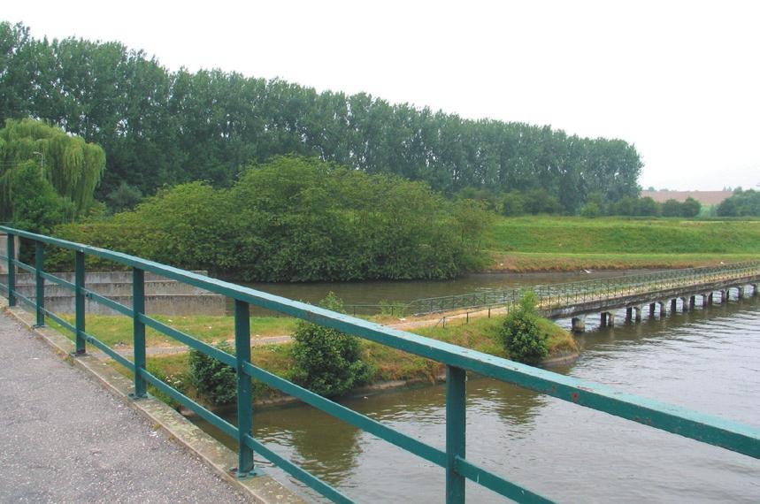 De bevolkingsaangroei en de stijgende vraag van Brusselse handelaars naar allerlei goederen en grondstoffen vereisten meer en meer een regelmatige scheepvaart met grotere schepen.