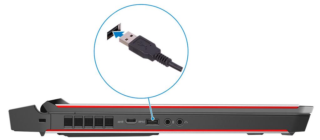 4 Sluit een USB Type-C op type-a-dongle aan op de Thunderbolt 3 (USB-type C)-poort op de achterkant van uw computer.