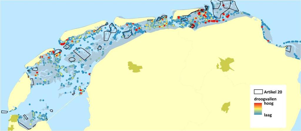 Figuur 2 Puntdichtheidskaart van droogvallers tijdens het vaarseizoen in 2017 voor het gehele Waddengebied Als we naar de ruimtelijke spreiding kijken, zien we dat vooral ten oosten en zuiden van