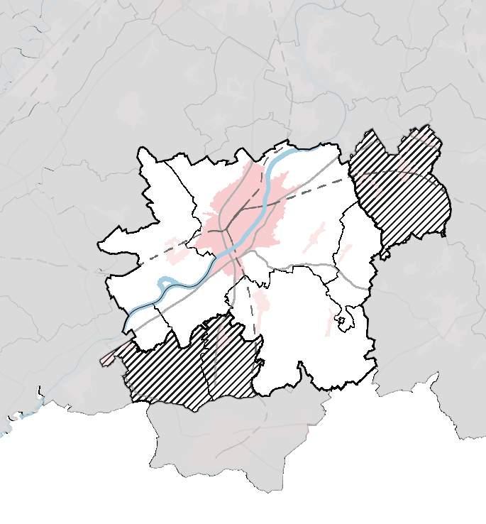 OUDENAARDE WOONREGIO 11 OPP BEVOLKING DICHTHEID HUISHOUDENS 5+ 2017 Woonregio 144 km² 45.285 inw 314 inw/km² 29,7% 35,0% 15,0% 14,5% 5,8% 19.024 HH Provincie 2.999 km² 1.499.