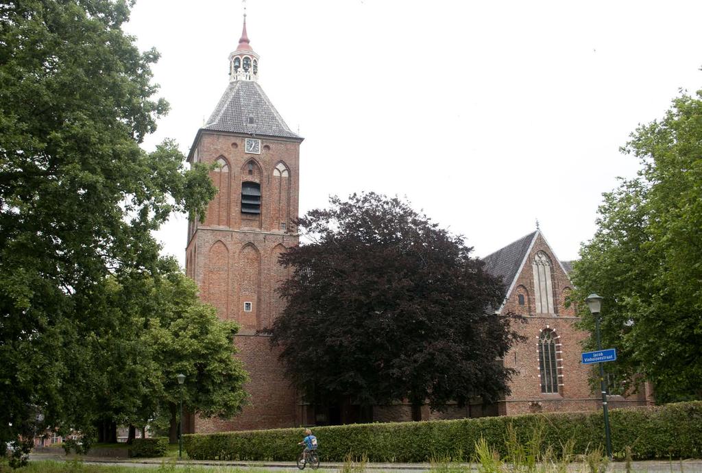 OVERIGE ONTWIKKELINGEN 4 OVERIGE ONTWIKKELINGEN Er spelen in Middelstum diverse andere onderwerpen waar wij niet direct een actieve rol zien voor SDM, maar die wel belangrijke zijn voor het behoud