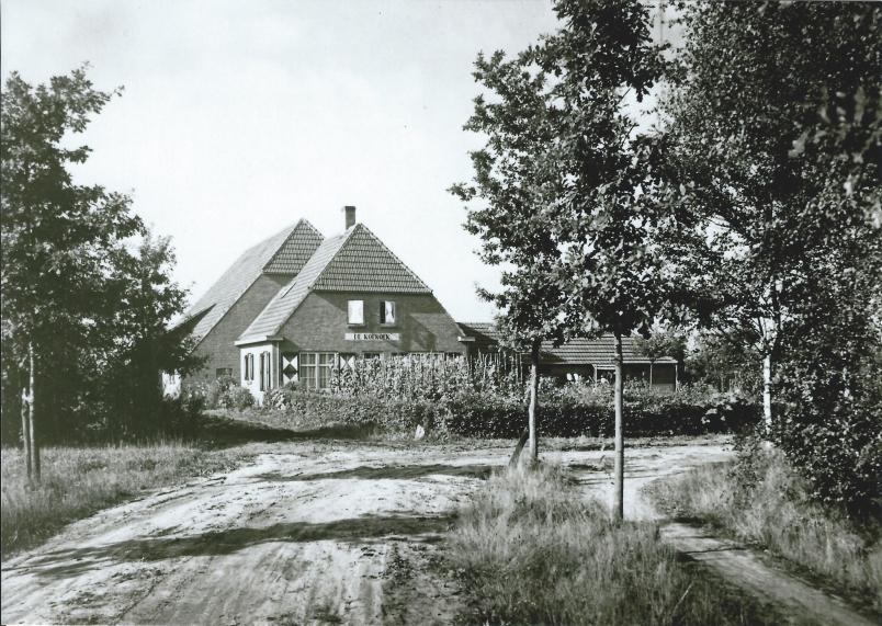 Hoeve 'De Koekoek' werd gebouwd op het voormalige 'Klein Tulder Dat was de voormalige boerderij/herberg van Beersmans, waar nu Jack de Graaf woont.