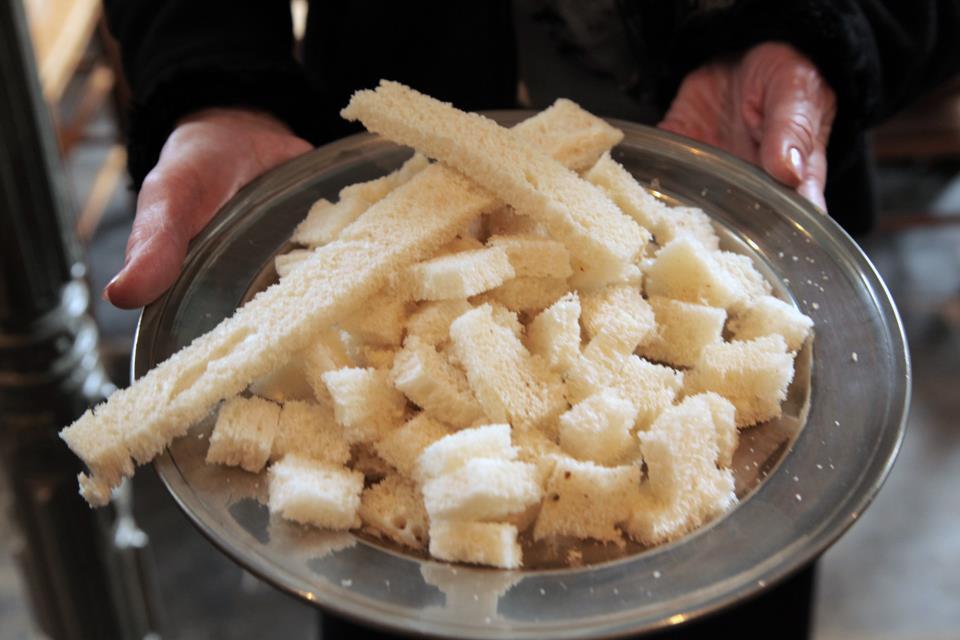 Omdat het één brood is zijn wij, hoewel met velen, één