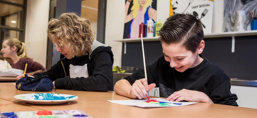 extra lessen/flexuren tijdens flexuren kan een leerling: ondersteuningslessen Nederlands, Engels,