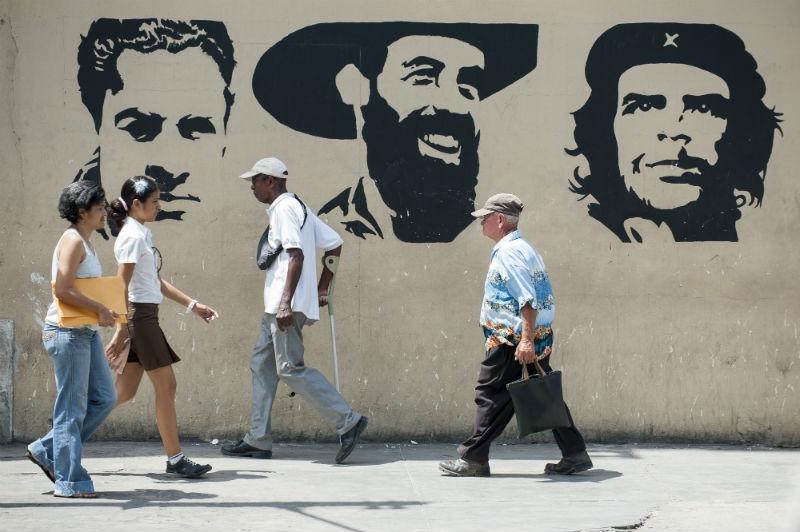 Hier liggen de stoffelijke resten van revolutieheld Che Guevara.
