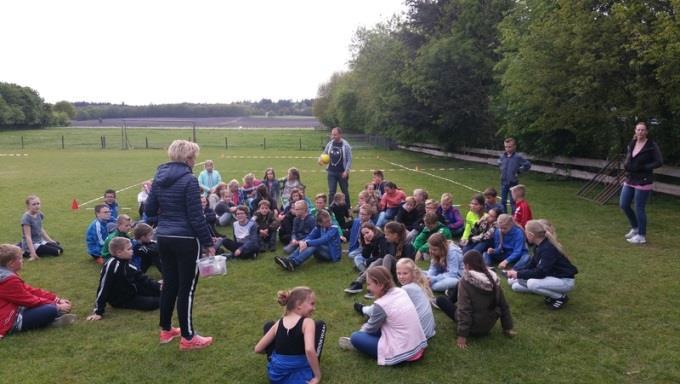 Morgen hebben we een topografietoets, dus nog even goed oefenen. De kinderen hebben maandag het lollywoord geleerd, we schrijven de Griekse y.