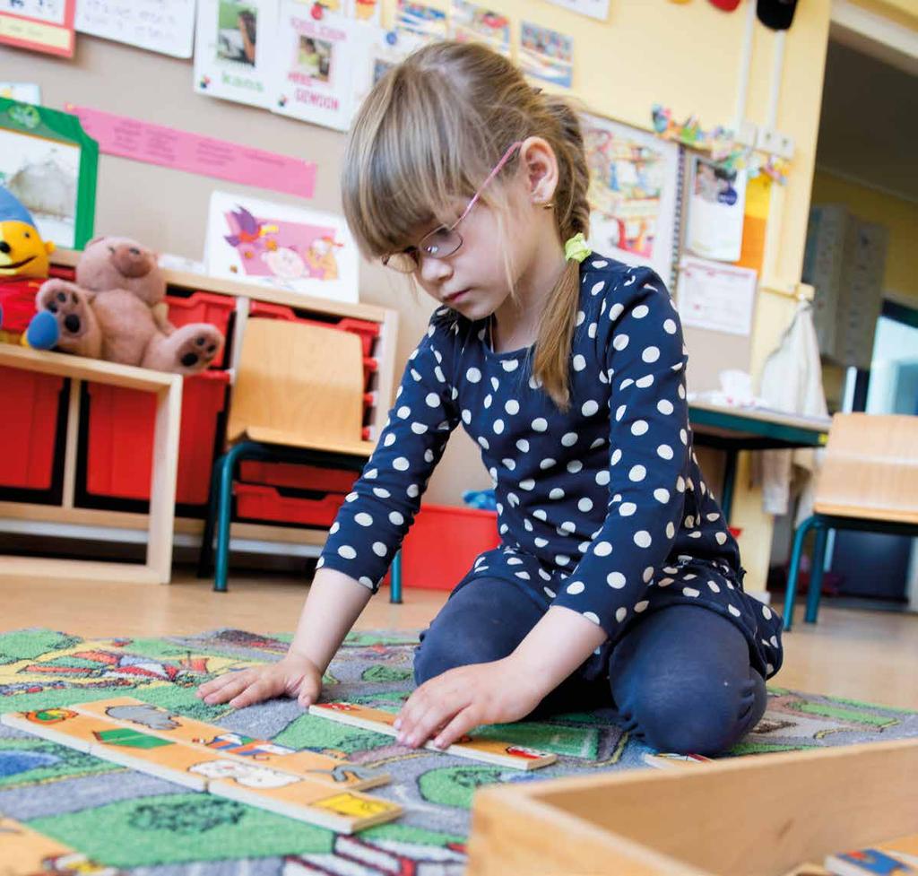 Oktober 2015 40 28 29 30 1 2 3 4 Studiemiddag. Alle leerlingen vrij vanaf 12.00 uur Dierendag 41 5 6 7 8 9 10 11 Dag van de leraar Tafeltjesmiddag Opendag KPO Start Kinderboekenweek peutergroep en gr.