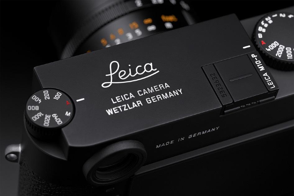 Kenmerken van de Leica M10-P: De stilste sluiter ooit in een Leica M camera Geen rood Leica logo op de behuizing van de camera Onopvallend Leica naamlogo op de bovenplaat Dezelfde technische