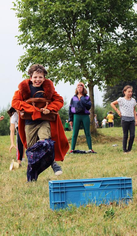 Samen met de acht andere kinderen uit je tent en de tentleider maak je je klaar voor een dag vol avonturen.