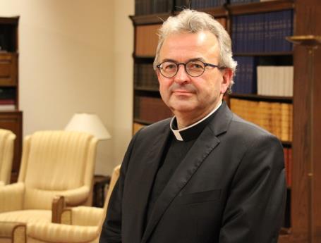 Nieuwe bisschop Harrie Smeets, deken van Venray, wordt de nieuwe bisschop van Roermond. Hij is de opvolger van mgr. Wiertz, die vorig jaar met emeritaat ging.
