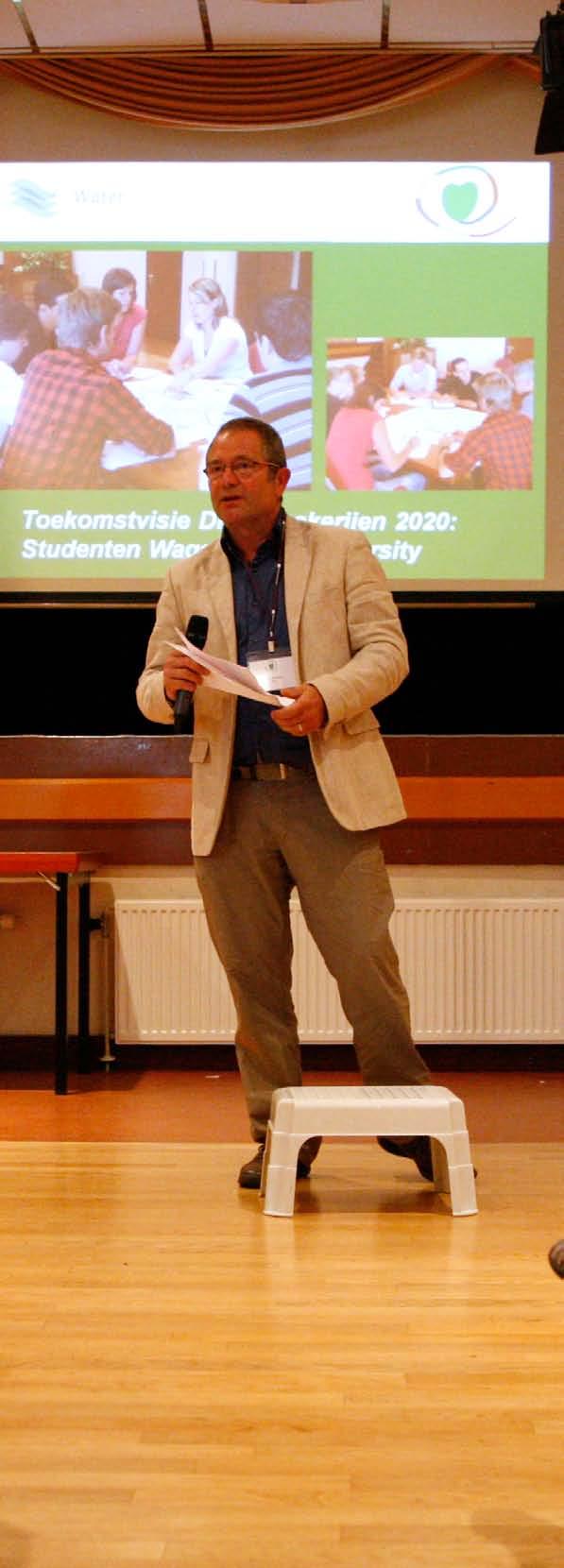 Thema Greenports (Glastuinbouw & Boomteelt) Op de zeepkist: Wim de Jong, WUR-PPO De Greenports zijn productiegedreven gebieden met een van de open gebieden afwijkende problematiek.
