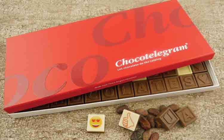 CTCAL36 Chocotelegram 36 (342 gram; 3 rijen van 12 karakters) De lekkerste boodschap deel je iedereen simpel mee in chocolade.